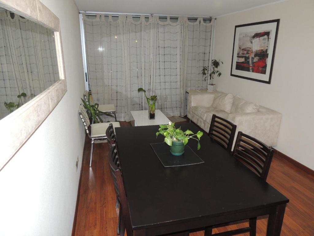 Sys Suites Nueva San Martin Santiago Bilik gambar